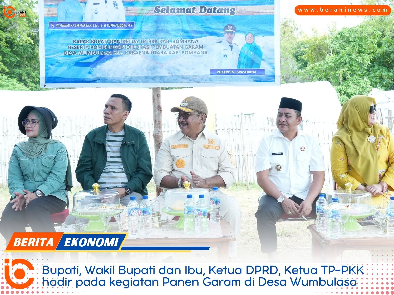 Bupati Bombana Panen Garam di Desa Wumbulasa 2