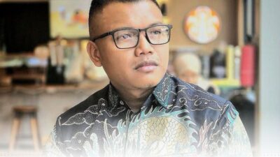 Rayuan Sawit Di Kampung