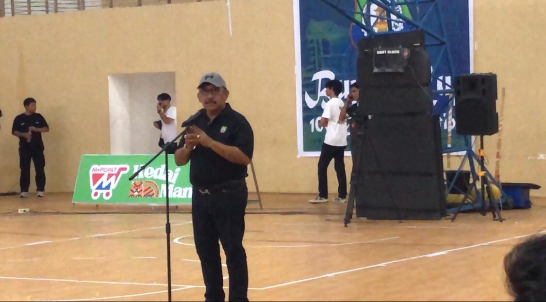 Bola Basket Bombana, Siapa Peduli? 3 Bola basket Bombana