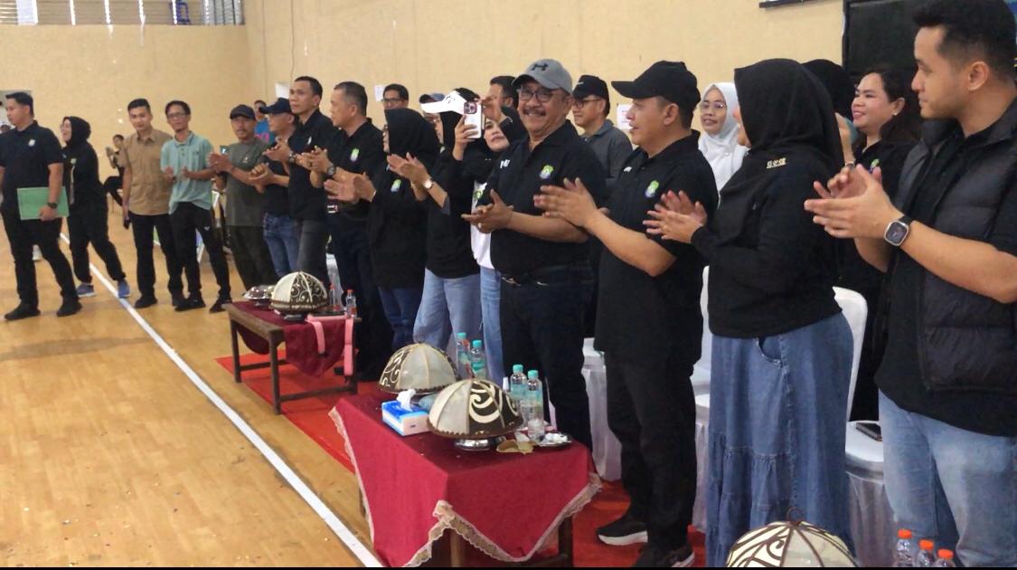 Bola Basket Bombana, Siapa Peduli? 5 Bola basket bombana