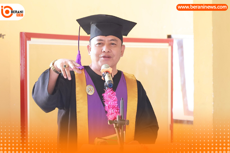 Bombana wisuda lansia 