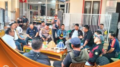 Bupati Bombana Tindak Cepat 3 Aspirasi Warga Kabaena