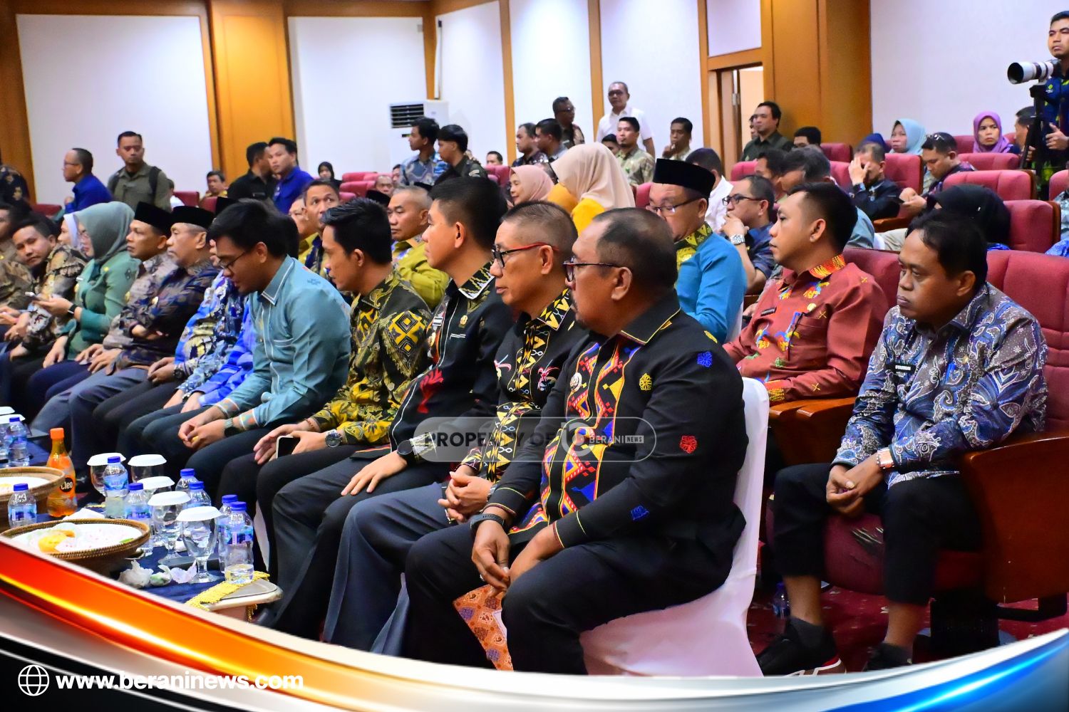 Bupati Bombana Tegaskan Pemerintahan Bersih Tanpa Korupsi 2 Bupati Bombana, Rakor Pemerintahan Bersih,