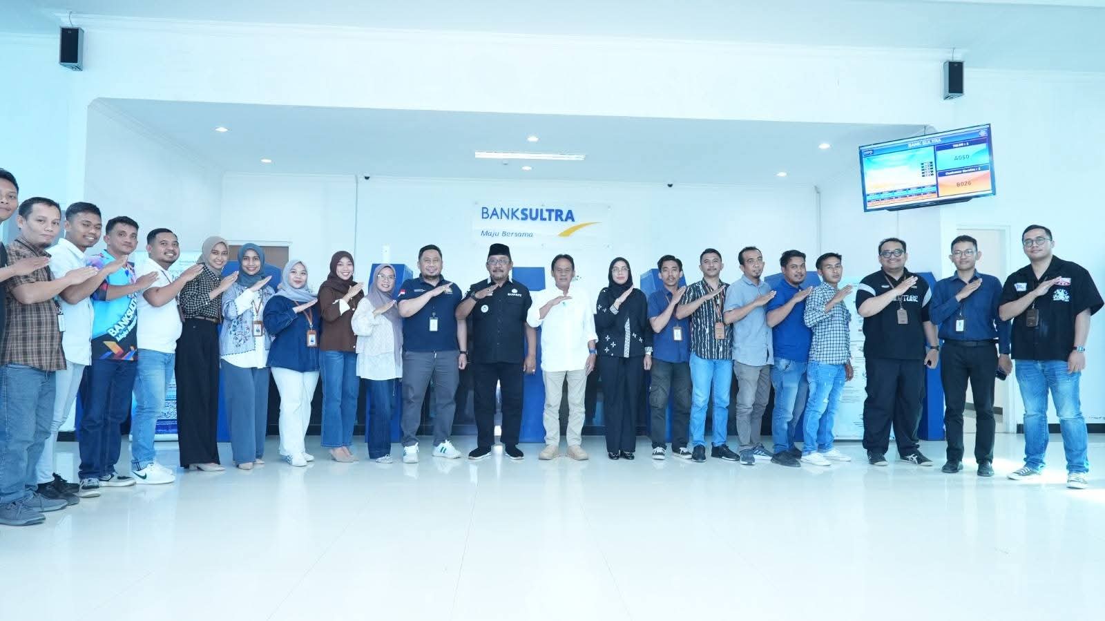 MoU Disdikbud-Bank Sultra Permudah Pembayaran Sertifikasi Guru di Bombana 9 MoU Disdikbud Bank Sultra Bombana