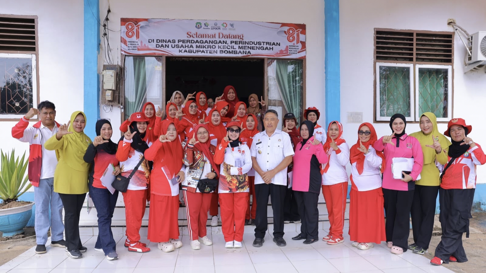 Penilaian lomba kebersihan antar-OPD dalam rangka HUT ke-81 RI di Bombana
