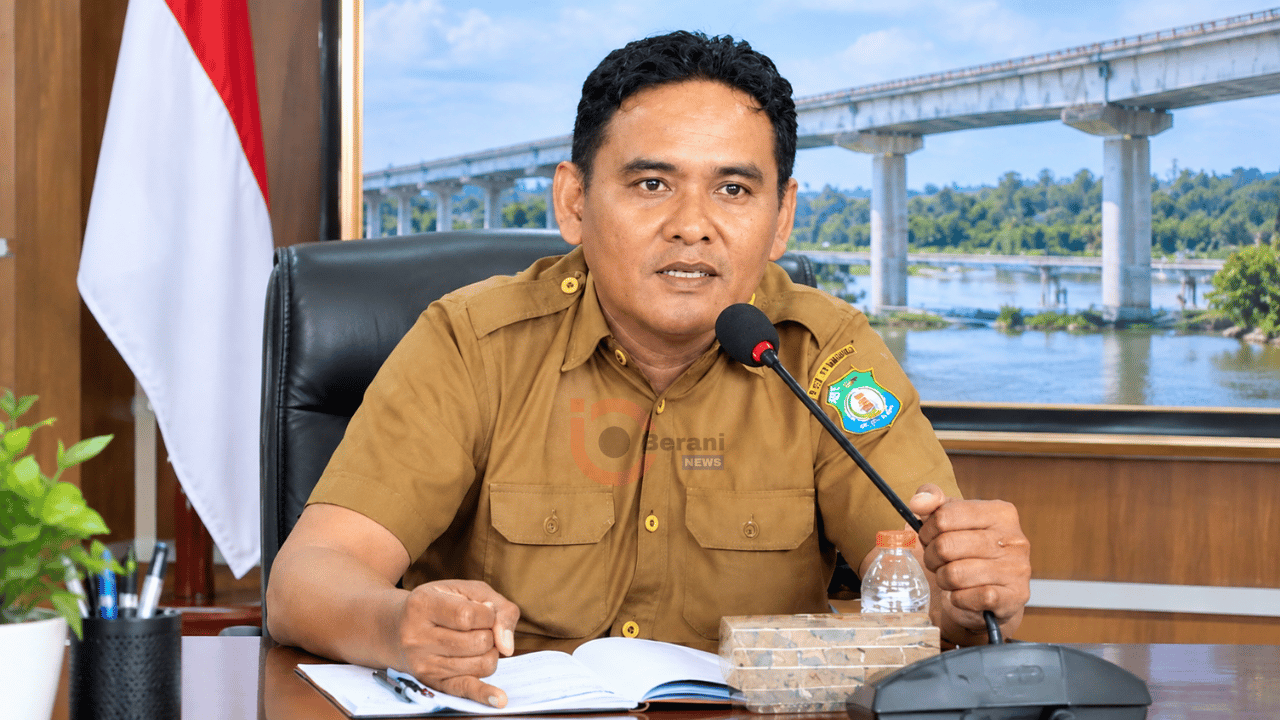 Ir. Ishak, ST., MT., Kepala Dinas PUPR Bombana